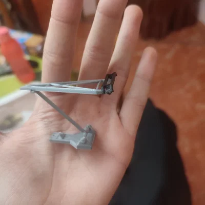 Bỏ chốt (pins) – Quitado los pines (Pantograph Train universal for DIY)