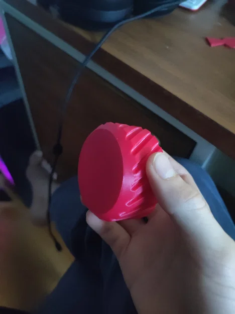 Hộp đựng đồ hình trụ có nắp vặn in 3D tiện lợi - Image 2