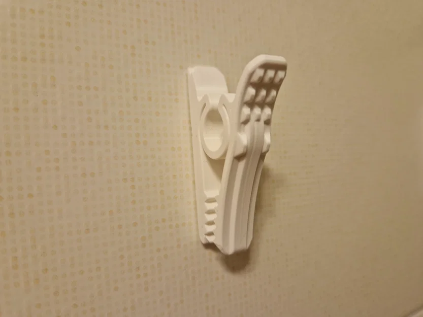 Kẹp treo đồ gắn tường đa năng (Wall Mount Crocodile Clip) - Image 1