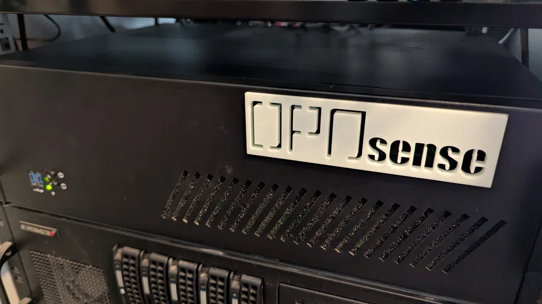 Miếng Insert Face Plate OPNsense cho RackChoice 3U - Image 1