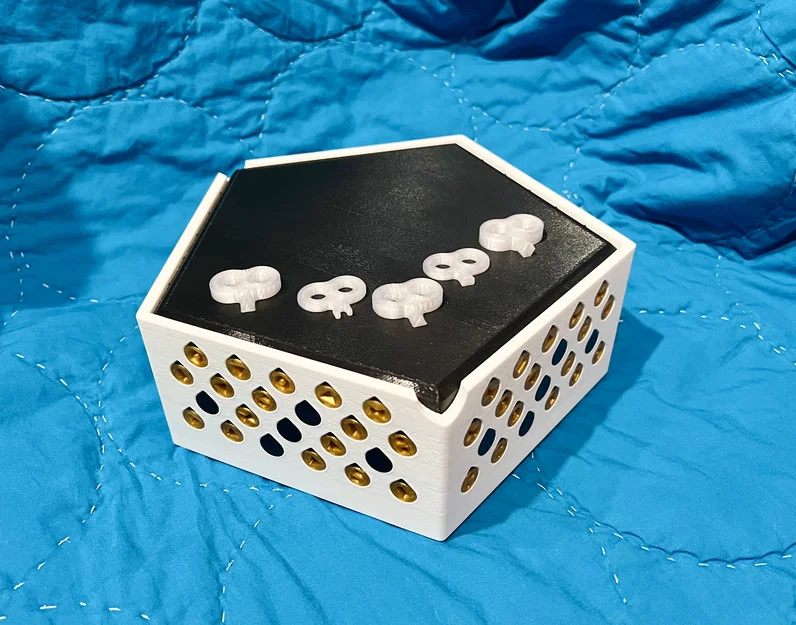 Hộp Quà Ác (Evil Gift Box) - 350 con ốc! - Image 1