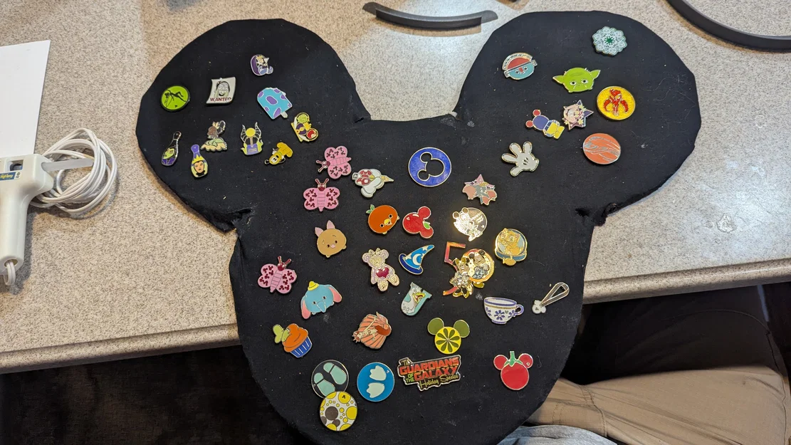 Khung Disney Pin Frame - Image 3