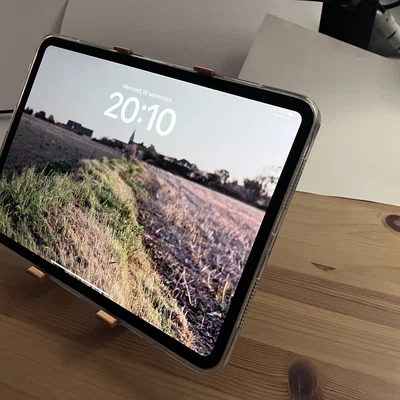Giá đỡ đa góc cho iPad Pro M4 11" 2024 (có ốp dẻo)