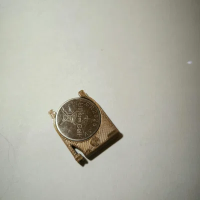 Khay giữ pin CR2025 cho điều khiển từ xa - Bản in 3D tiện dụng