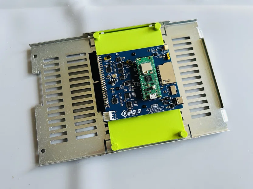 Bracket BlueSCSI v2 cho Macintosh II Series - Image 4