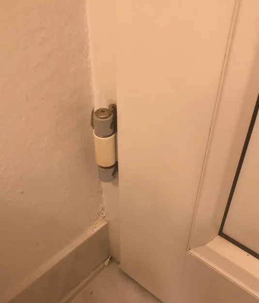 Nắp che bản lề cửa Internorm (Internorm Door Hinge Cover) - Image 1