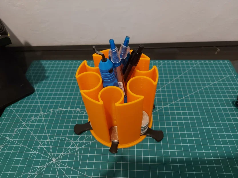 PeCo Holder – Khay đựng tiền xu kiêm ống cắm bút - Image 1