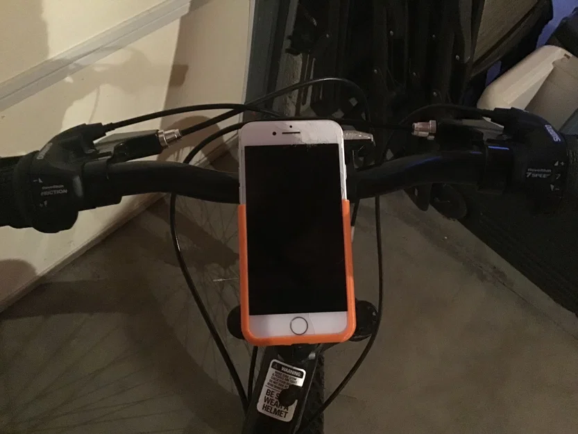 Giá đỡ iPhone 8 gắn xe đạp (iPhone 8 mount for bike) - Image 1