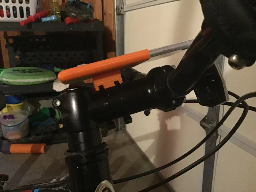 Giá đỡ iPhone 8 gắn xe đạp (iPhone 8 mount for bike) - Image 2