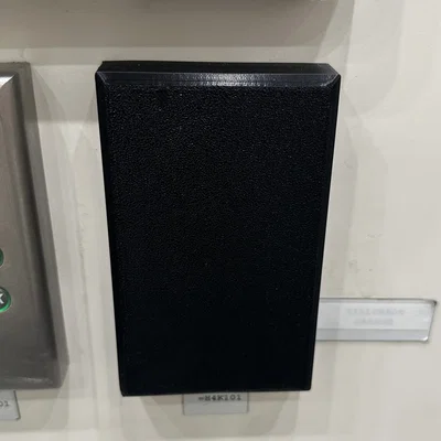 Nắp đậy bảo vệ cho đầu đọc thẻ Assa Abloy Aptus (3D Model)