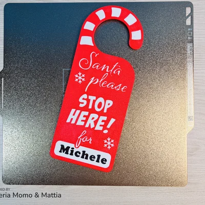 Móc treo cửa “Santa Stop Here” tuỳ chỉnh tên