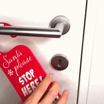 Móc treo cửa “Santa Stop Here” tuỳ chỉnh tên