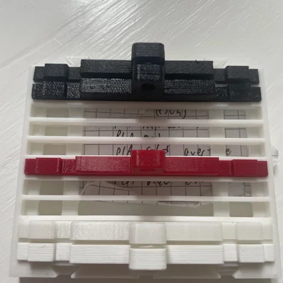 Giá treo cuộn nhựa Filament có khe ghi chú thông minh
