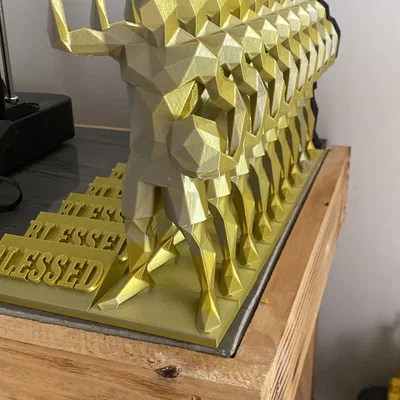 Mô hình cúp cầu thủ Blessed phong cách Low Poly in 3D cực chất