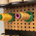 Giá treo cuộn chỉ trên bảng Pegboard - Giải pháp sắp xếp gọn gàng - Thumbnail 1