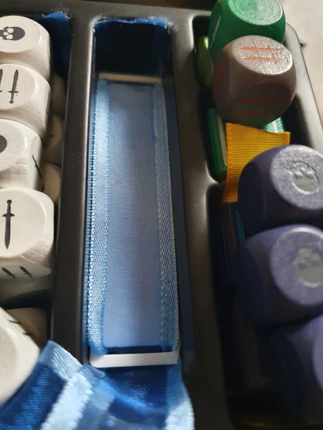 Dụng cụ lấy xúc xắc cho board game Karak 2 (Karak 2 Dice Lifter) - Image 2