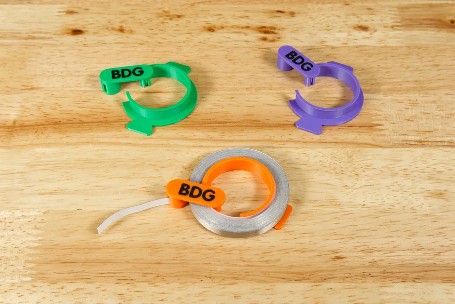 Giá Giữ Cuộn Maker Tape (Nhỏ, 1/4") - Image 1