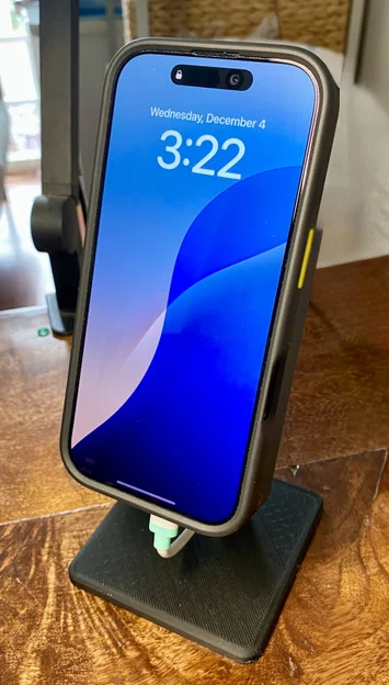 Giá đỡ cho Anker MagGo Ultra-Slim Power Bank - Image 3