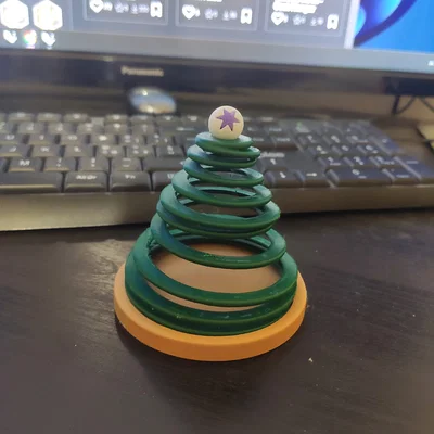 Cây Thông Noel Lò Xo (Spring Christmas Tree)