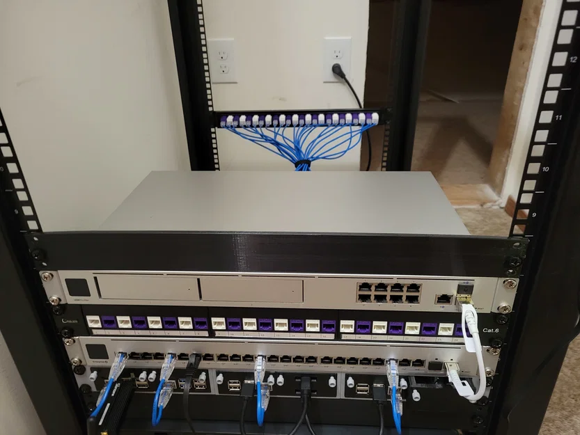 Tấm che (Blank) cho tủ rack server 19 inch - 1U - Image 1