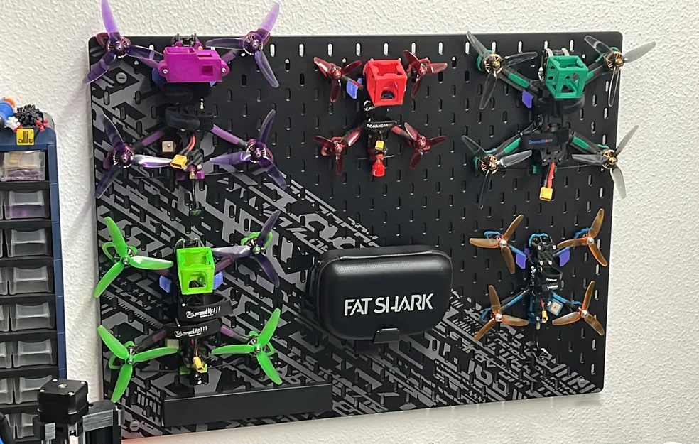 Giá treo Drone cho bảng lỗ Ikea UPPSPEL và SKÅDIS cực gọn - Image 1
