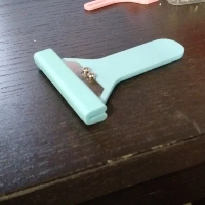 Phụ kiện kẹp bảo vệ lưỡi dao (Clip on blade protector) an toàn