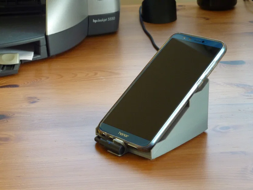 Đế dựng điện thoại sạc nam châm (Magnetic-Charging Phone Stand) - Image 1