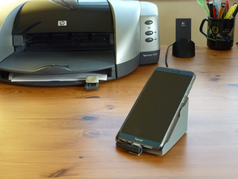 Đế dựng điện thoại sạc nam châm (Magnetic-Charging Phone Stand) - Image 4