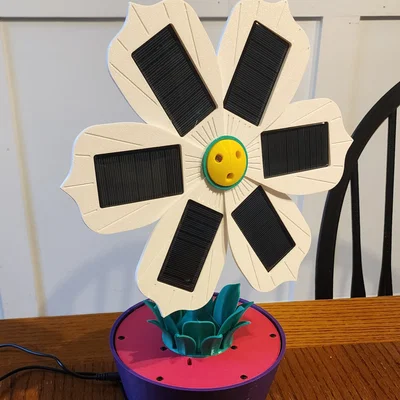 Solar Tracker Sun Flower – Hoa hướng dương bám nắng 2 trục