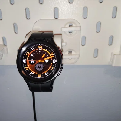 Giá đỡ sạc Samsung Watch 5/6/7/8 T-Clip cho Ikea Skadis