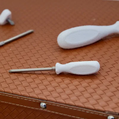 Tua vít công thái học cỡ vừa (Medium ergonomic screwdriver)