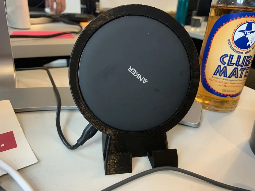 Giá đỡ sạc không dây (Anker PowerWave Wireless Charger Pad 10W) - Image 1