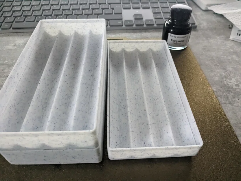 Gridfinity Pen Holder 2x4 4U - Khay cắm bút xếp chồng - Image 3