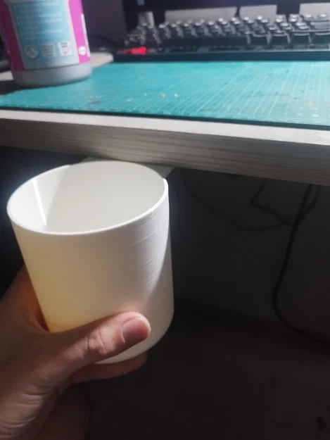 Giá treo chai tẩy rửa 3D (Cleaner Holder Big) tiện lợi cho bàn làm việc - Image 2