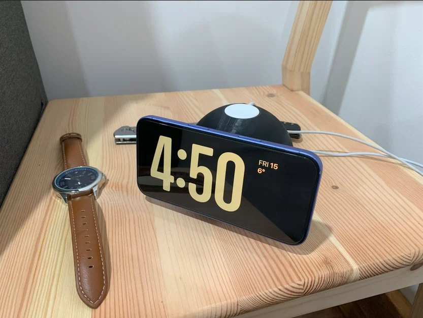 Đế Sạc 3D Tiện Lợi Cho iPhone Và Apple Watch (Hỗ Trợ Magsafe) - Image 2