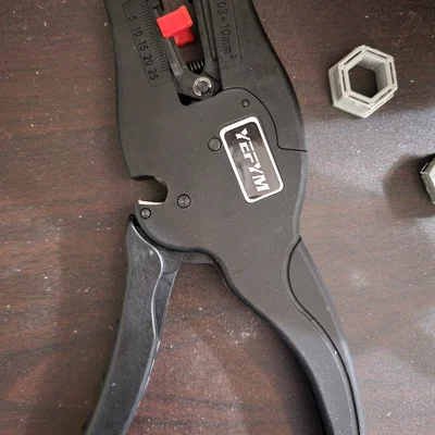 Ngàm gắn HSW cho kìm tuốt dây (HSW wire stripper mount)