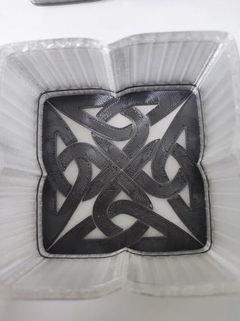 Mẫu hộp đựng họa tiết nút thắt Celtic in 3D nghệ thuật - Image 8