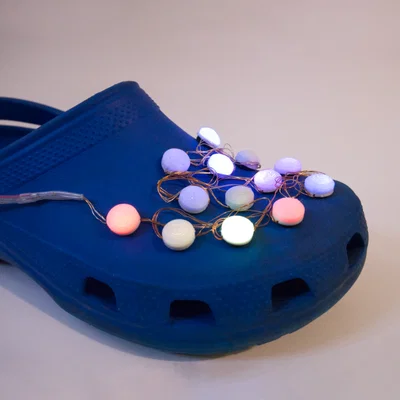Đôi dép Crocs phát sáng bằng WLED