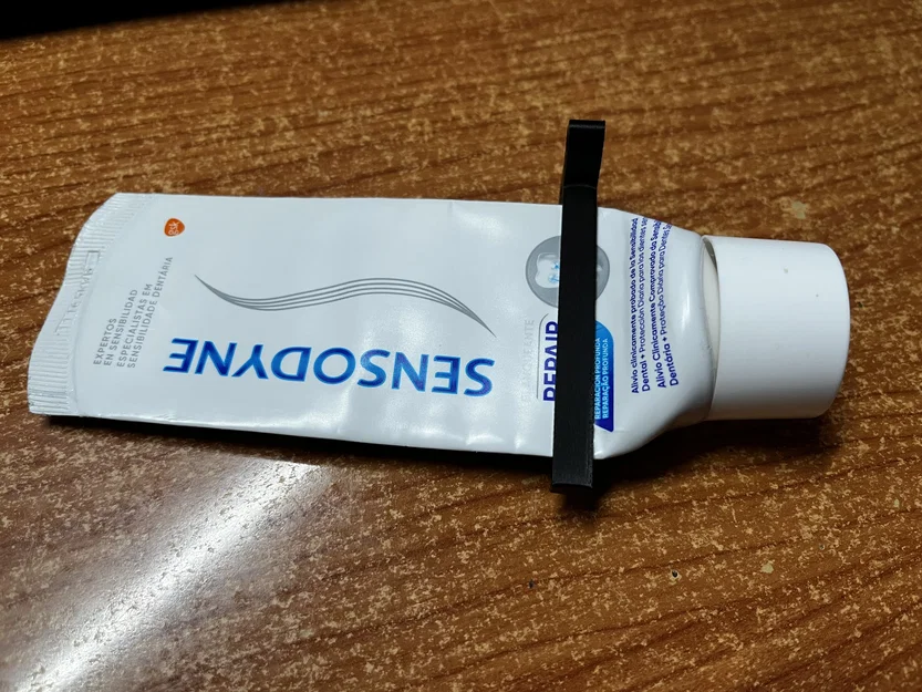 Dụng cụ nặn kem đánh răng 3D (Tube Squeezer) tiện lợi, tiết kiệm - Image 2