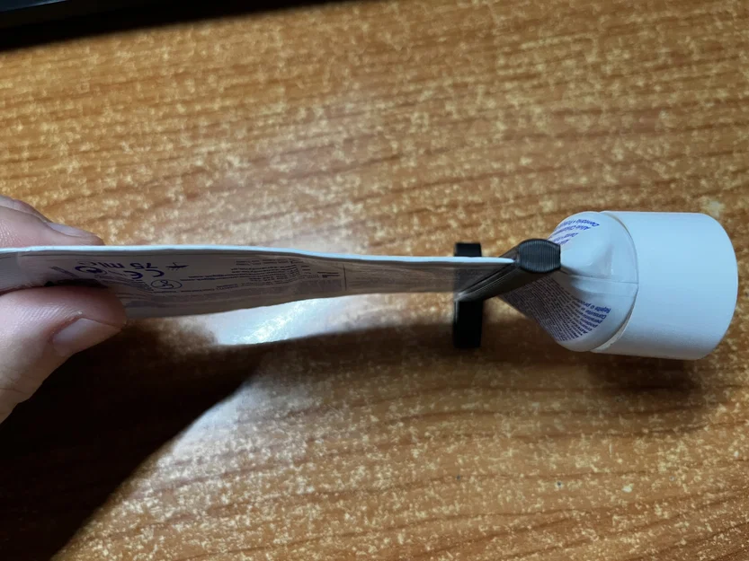 Dụng cụ nặn kem đánh răng 3D (Tube Squeezer) tiện lợi, tiết kiệm - Image 3