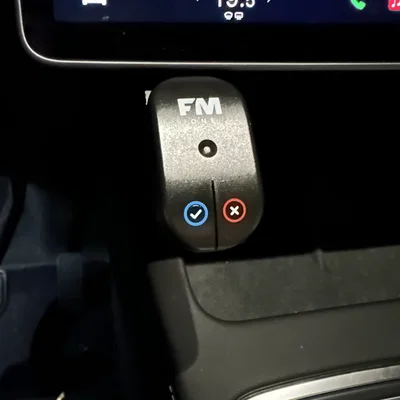 Giá đỡ Flitsmeister One cho Tesla Model 3/Y