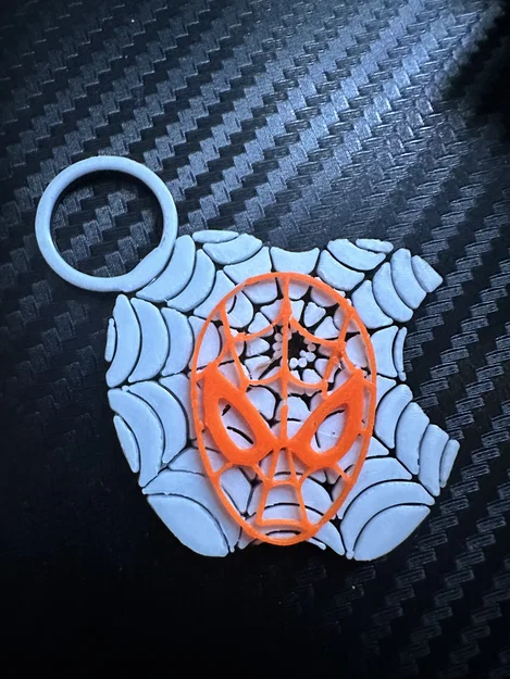Móc khóa Apple Spider-Man in 3D - Phụ kiện độc đáo cho fan Marvel - Image 1