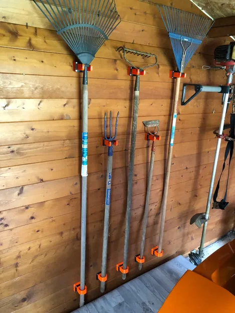 Bản cập nhật: Kệ/giá treo dụng cụ làm vườn cho garage hoặc xưởng - Image 1