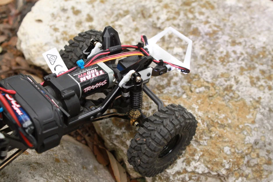 TRX-4M Front Shock Mounts V2.5 - Image 2
