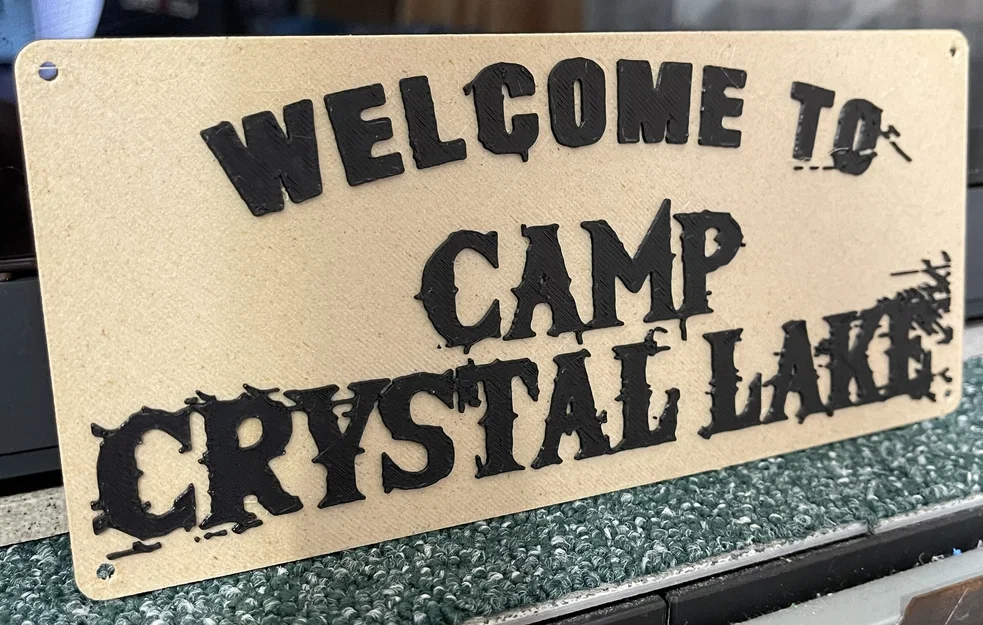 Bảng hiệu trang trí Halloween Camp Crystal Lake - File in 3D đẹp mắt - Image 1
