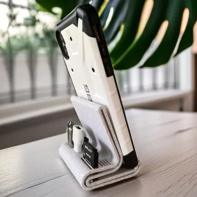 Kệ đỡ điện thoại kèm ngăn USB-C & A / SD & MicroSD