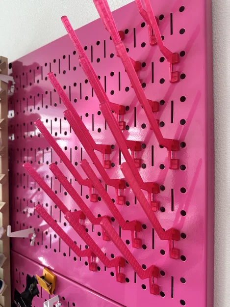 Móc treo cuộn chỉ may chuyên dụng cho bảng Wall Control - Image 1