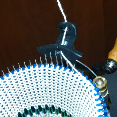 Yarn carrier có khe cho Gearhart CSM (bản sửa đổi)