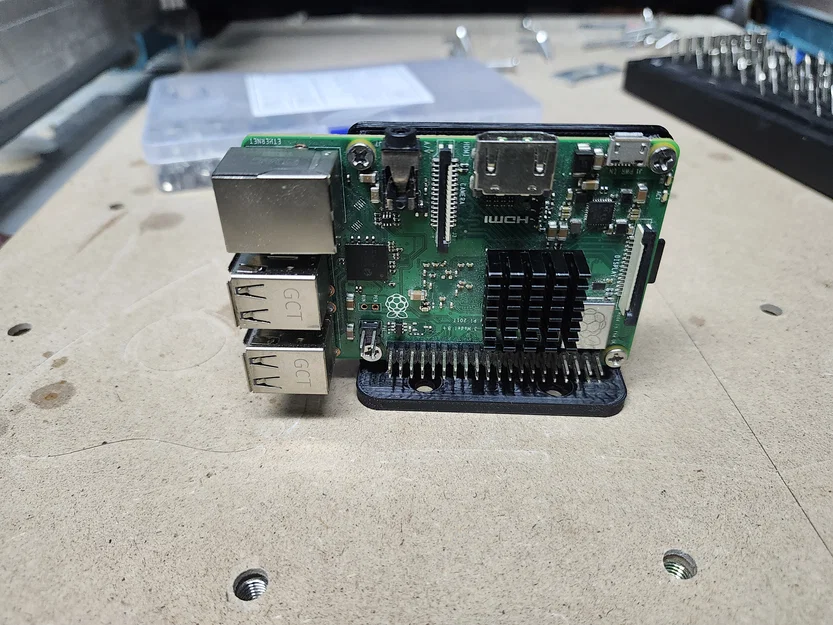 Giá đỡ Raspberry Pi 3 gắn cạnh - Giải pháp tối ưu diện tích - Image 2