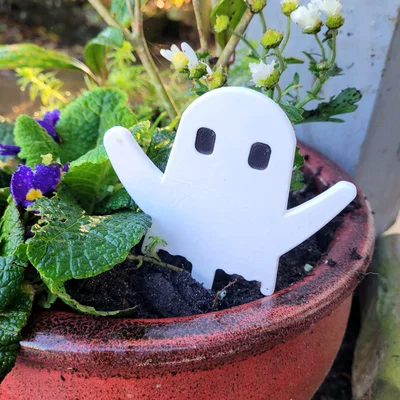 Ma Vườn Halloween (Halloween Garden Ghost)